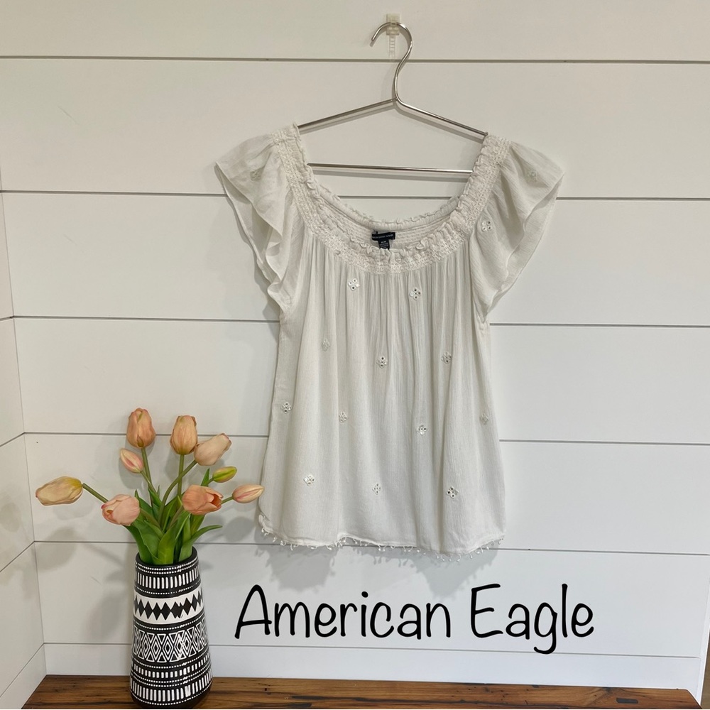 American Eagle Off-white Peasant Top